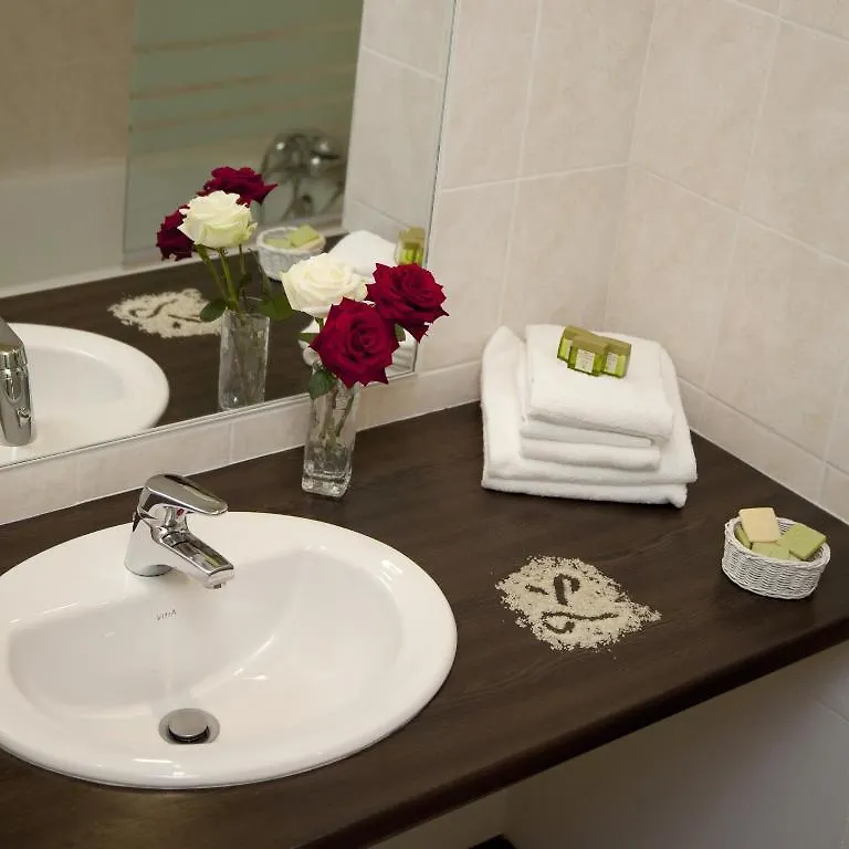 Logis Le Relais De Fusies Hotel Lacaune