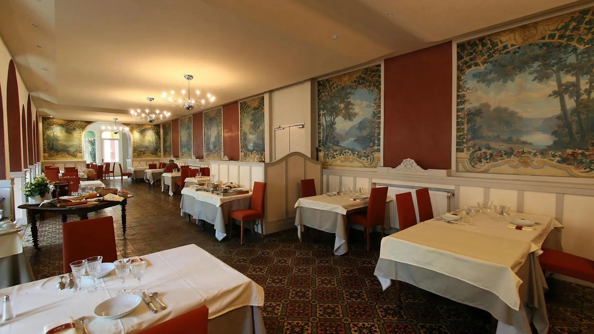 Logis Le Relais De Fusies 호텔 라코네