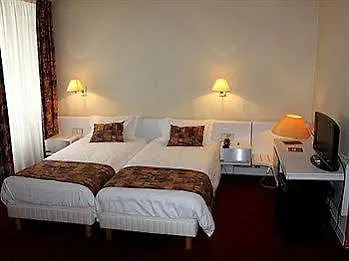 Logis Le Relais De Fusies 호텔 라코네